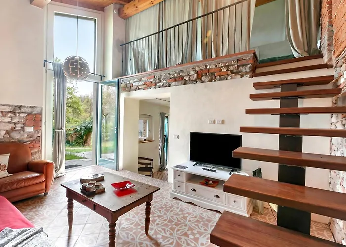 La Maison Du Lac - 50 Meters From Lake , Private Parking&Bbq - Happy Rentals